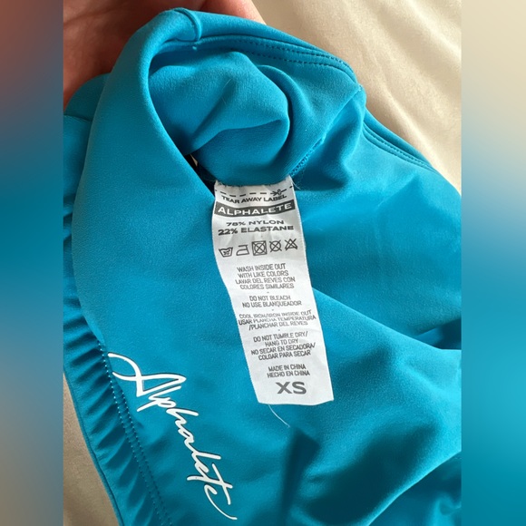 Alphalete sport bras - Picture 4 of 4